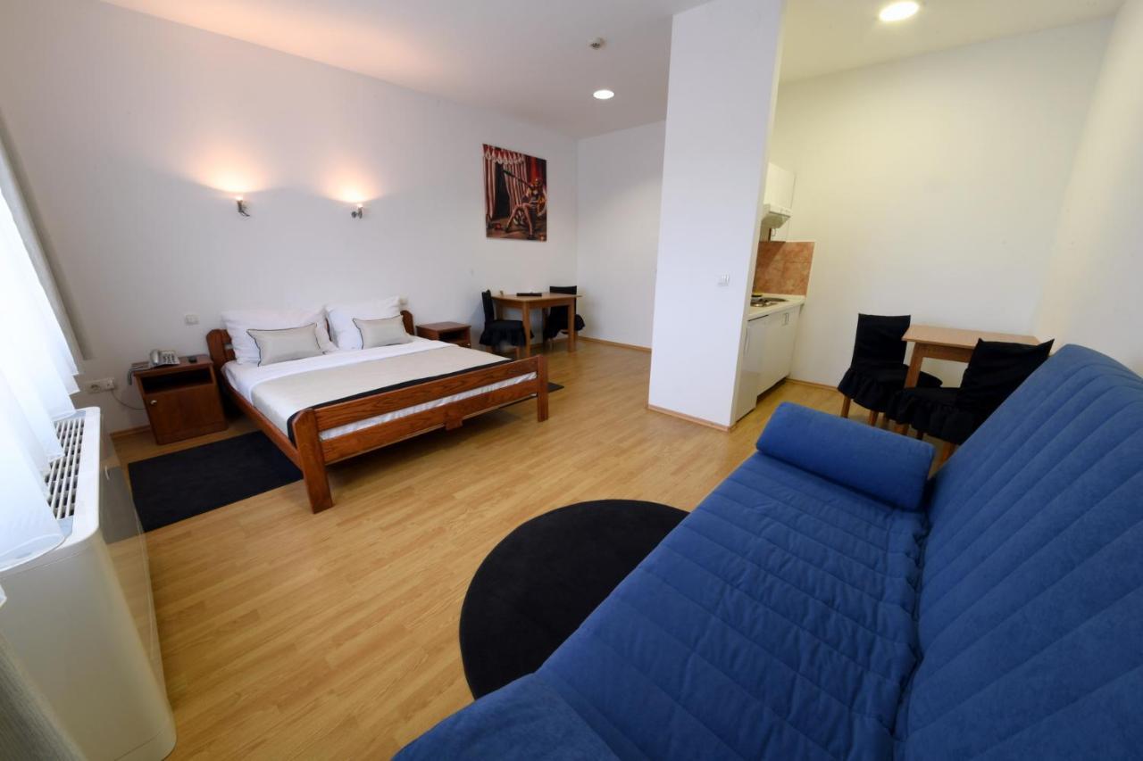 Apartments & Rooms Krizevci Exterior photo