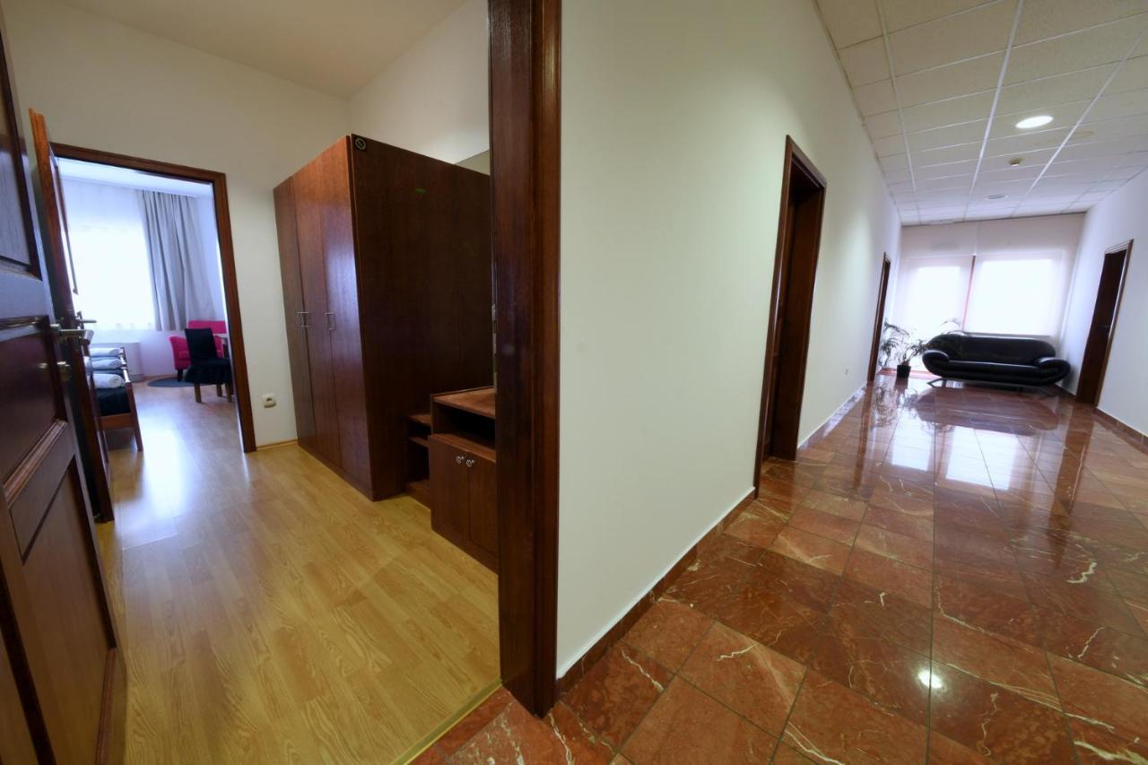 Apartments & Rooms Krizevci Exterior photo