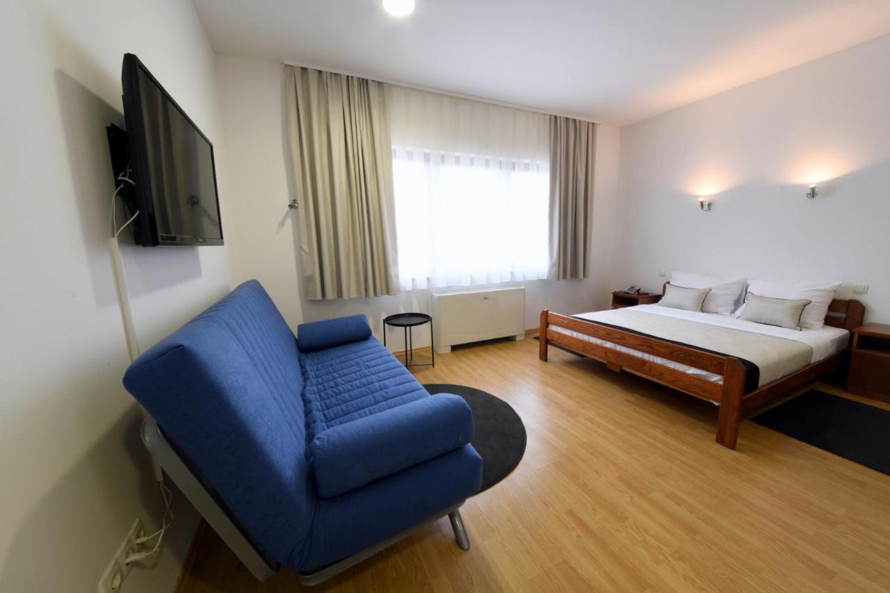 Apartments & Rooms Krizevci Exterior photo