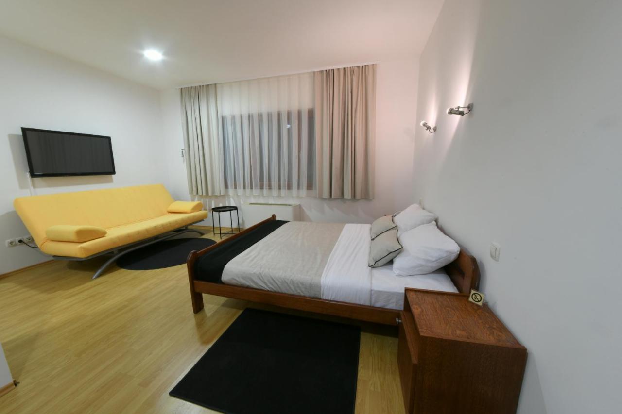 Apartments & Rooms Krizevci Exterior photo